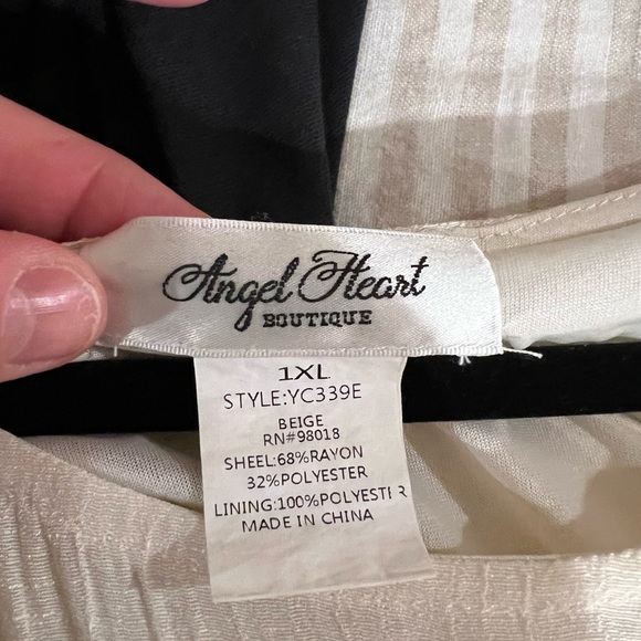 Chic Cream Ruffled Tunic Top - Picture 4 of 4